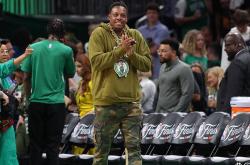 波士顿凯尔特人球星保罗·皮尔斯幽默调侃纽约尼克斯队