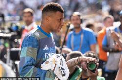 维戈塞尔塔的门将之争：坚守策略还是迎接新星？