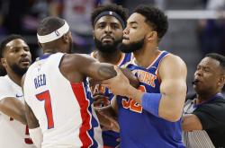 尼克斯客场险胜底特律 活塞遭遇两连败