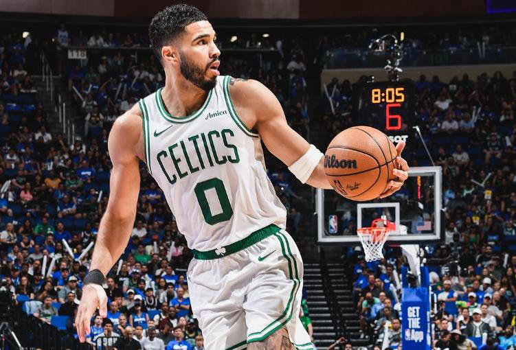 波士顿凯尔特人逆转魔术,锁定系列赛的主动权