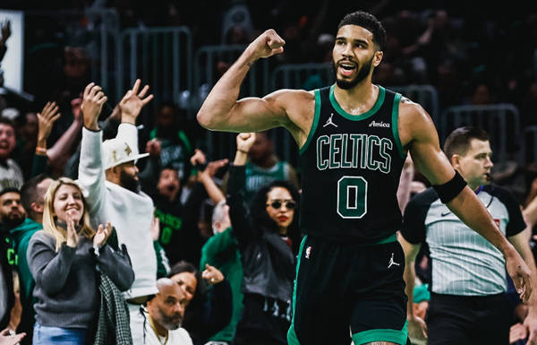 波士顿凯尔特人的策略挑战：保持竞争力还是削减薪资？