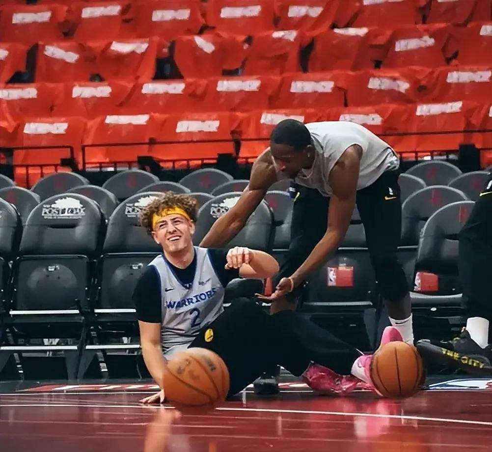 波杰姆斯基：金州勇士未来之星，不可或缺的核心力量